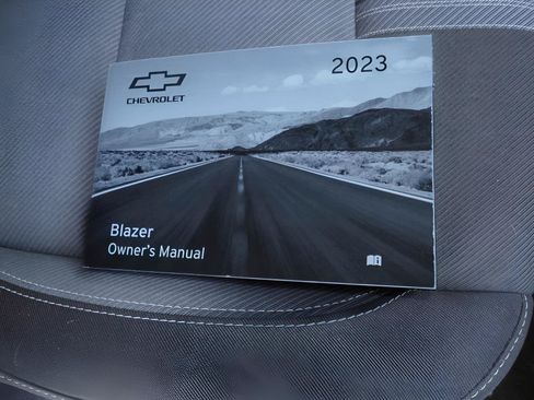 Certified 2023 Chevrolet Blazer LT AWD/4WD image 39