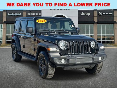 Used 2024 Jeep Wrangler Sport S image 1