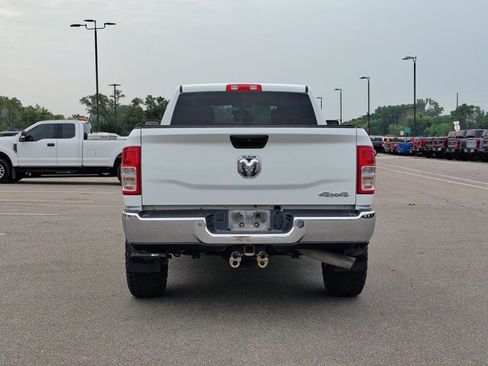 Used 2024 RAM 2500 Tradesman w/ Chrome Appearance Group AWD/4WD image 5