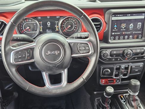 Used 2019 Jeep Wrangler Unlimited Rubicon AWD/4WD image 25