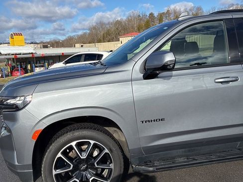 Used 2022 Chevrolet Tahoe RST w/ Luxury Package image 2