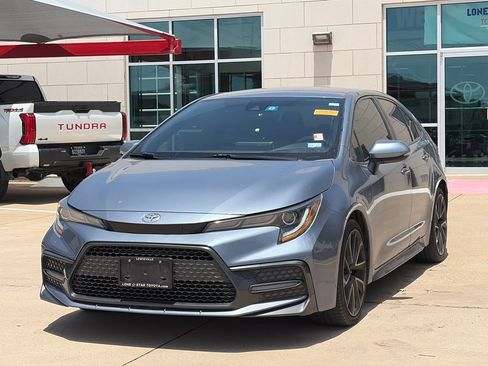 Used 2021 Toyota Corolla SE FWD image 4