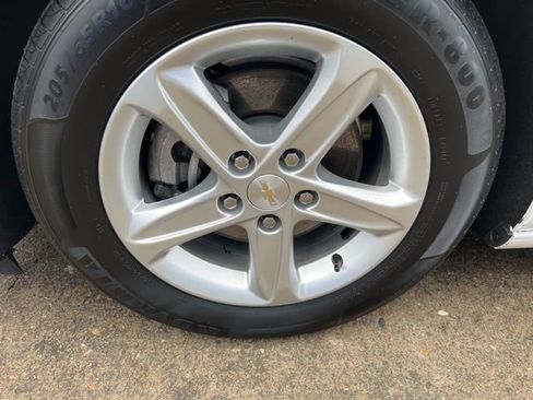 Used 2023 Chevrolet Malibu LT image 17