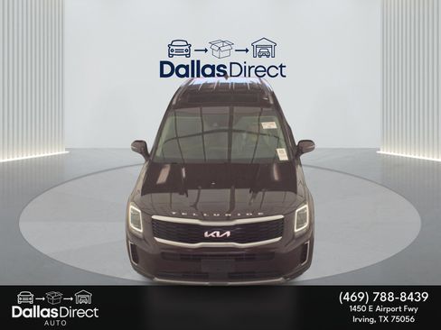 Used 2022 Kia Telluride EX image 3