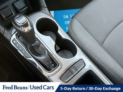 Used 2017 Chevrolet Cruze LT image 18