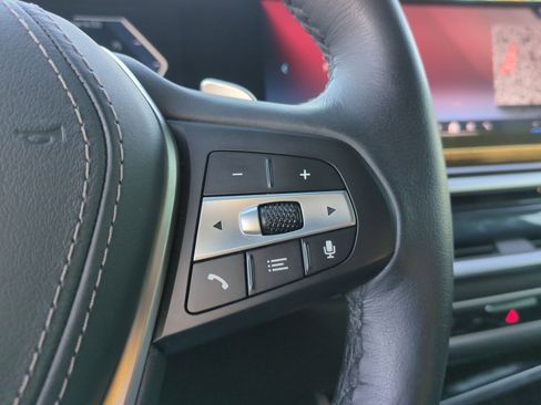 Used 2025 BMW X5 xDrive40i image 18