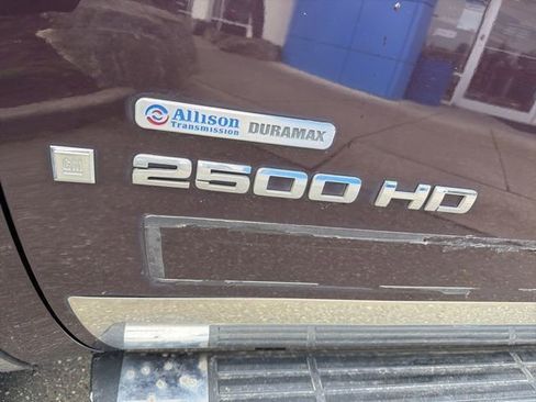 Used 2009 GMC Sierra 2500 W/T image 11