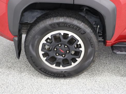 Certified 2025 Toyota 4Runner TRD Off-Road Premium w/ Tow Technology Package AWD/4WD image 6