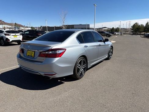 Used 2017 Honda Accord Sport Special Edition image 3