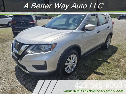 Used 2020 Nissan Rogue S AWD/4WD image 1