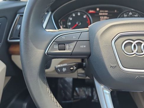 Used 2023 Audi Q5 Premium w/ Convenience Package AWD/4WD image 20