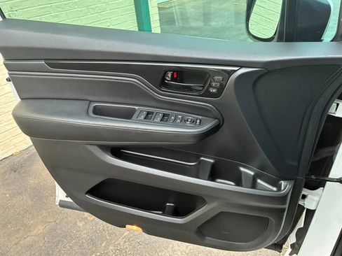 Used 2021 Honda Odyssey Touring image 17