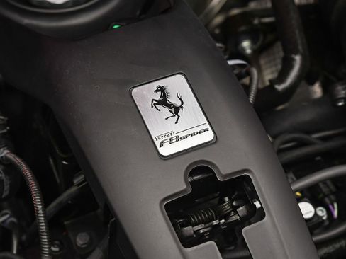 Certified 2021 Ferrari F8 Tributo image 31