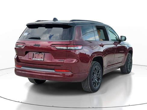 Used 2026 Jeep Grand Cherokee L Summit AWD/4WD image 6