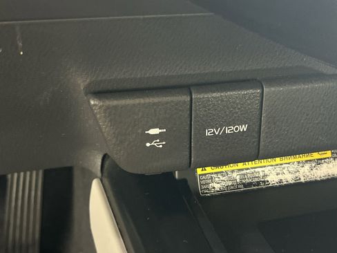 Used 2019 Toyota Camry XLE w/ Driver Assist Package FWD image 35