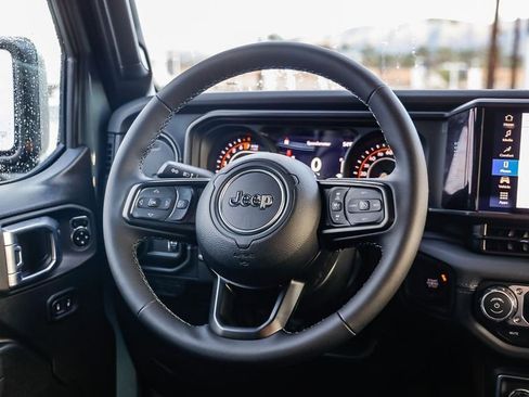 New 2026 Jeep Gladiator Mojave image 16