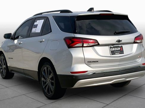 Certified 2022 Chevrolet Equinox RS w/ Infotainment Package FWD image 12