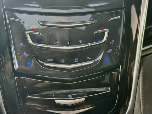 Used 2016 Cadillac Escalade ESV Platinum RWD image 19