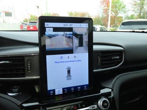 Certified 2023 Ford Explorer ST w/ Equipment Group 401A image 31