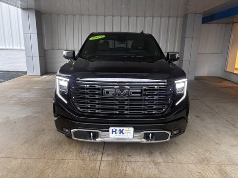 Used 2024 GMC Sierra 1500 Denali Ultimate image 2