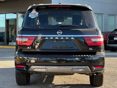 Used 2022 Nissan Armada SL w/ Captain's Chairs Package image 5