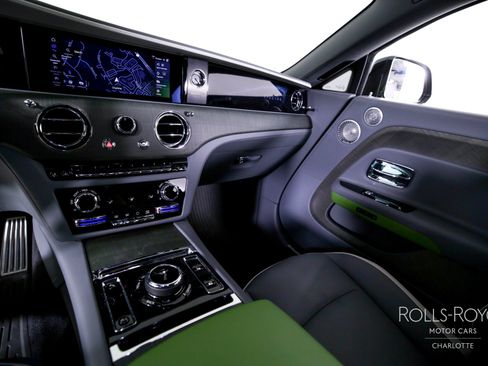 Used 2024 Rolls-Royce Spectre w/ Spectre Launch Package image 15