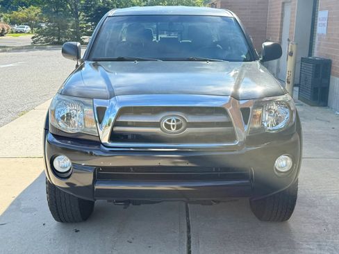 Used 2009 Toyota Tacoma 4x4 Double Cab image 2
