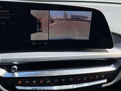 Used 2025 Cadillac Lyriq Luxury AWD/4WD image 33