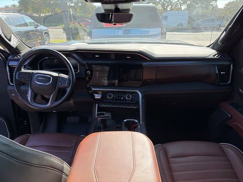 Certified 2023 GMC Sierra 1500 Denali Ultimate image 10