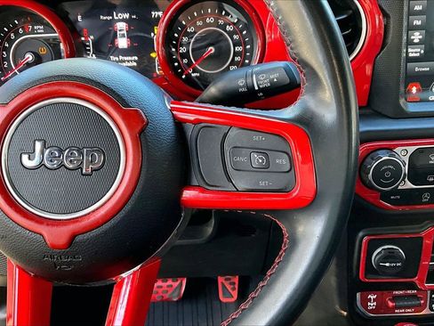 Used 2022 Jeep Gladiator Rubicon w/ Trailer Tow Package image 11