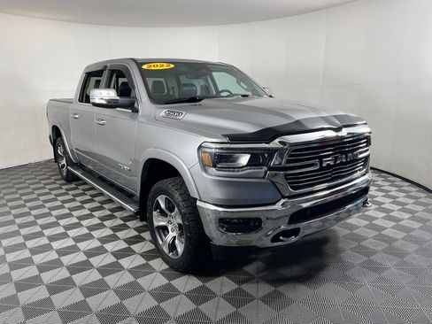 Used 2022 RAM 1500 Laramie AWD/4WD image 19