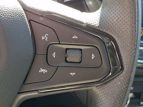 Used 2023 Chevrolet TrailBlazer LT w/ Convenience Package AWD/4WD image 22
