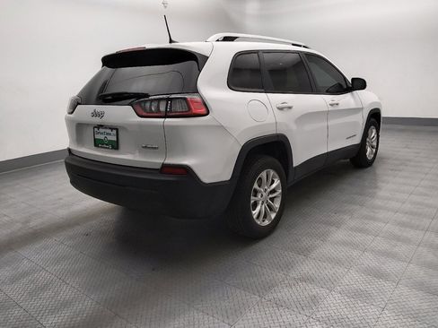 Used 2020 Jeep Cherokee Latitude w/ Cold Weather Group FWD image 9