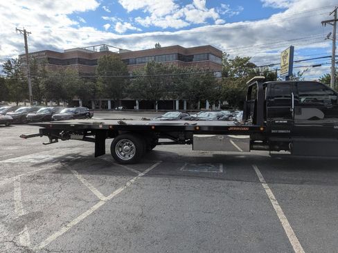 Used 2019 Ford F650 2WD SuperCab Super Duty image 7