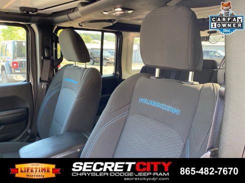 Used 2023 Jeep Wrangler Unlimited Rubicon 4xe w/ Cold Weather Group AWD/4WD image 12