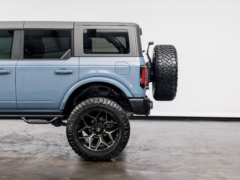 Used 2023 Ford Bronco Outer Banks AWD/4WD image 13