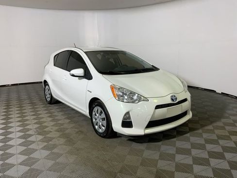 Used 2013 Toyota Prius C Two image 1