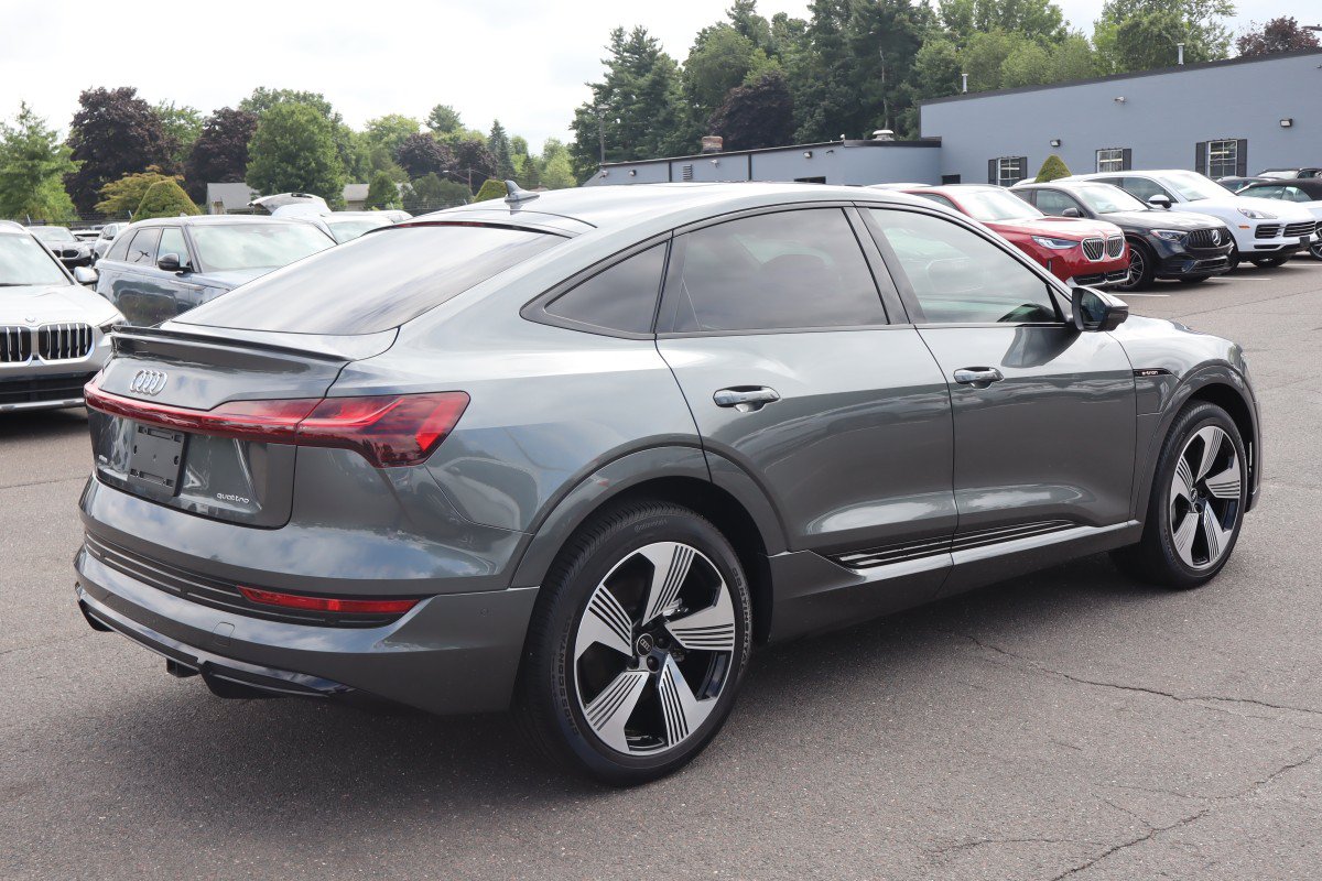 Used 2021 Audi e-tron Prestige w/ Prestige Package AWD/4WD image 5