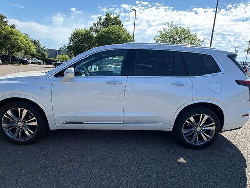 Used 2020 Cadillac XT6 Premium Luxury FWD image 8