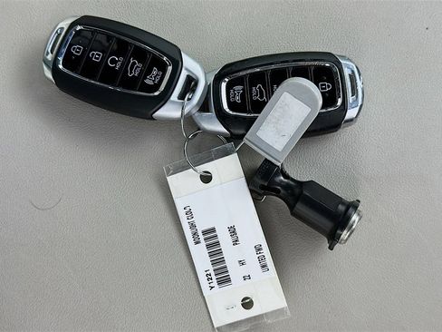 Used 2022 Hyundai Palisade Limited FWD image 35