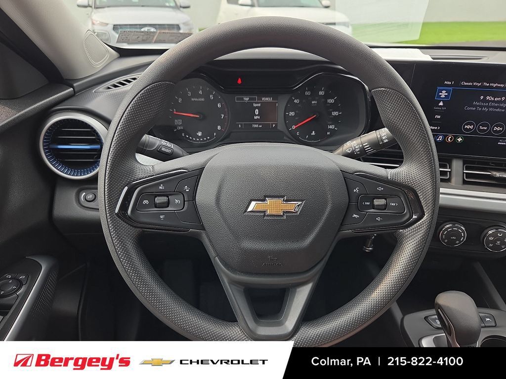 Certified 2024 Chevrolet Trax LS FWD image 21