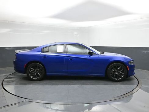 Used 2022 Dodge Charger SXT w/ Blacktop Package RWD image 15