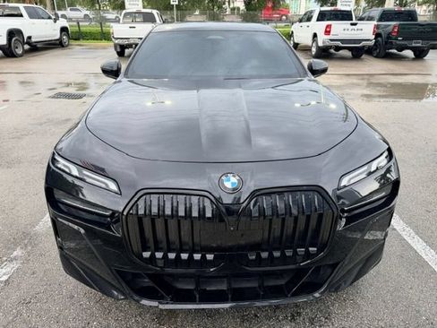 Used 2024 BMW 740i xDrive w/ Premium Package AWD/4WD image 15