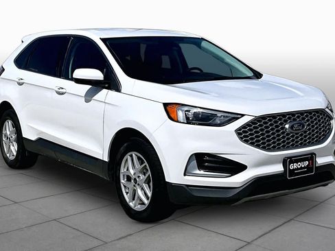 Used 2023 Ford Edge SEL AWD/4WD image 3