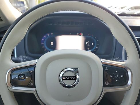 Certified 2024 Volvo XC90 B5 Core w/ Protection Package Premier image 22