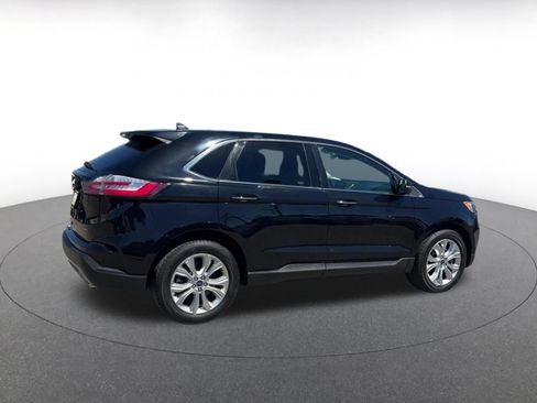 Used 2022 Ford Edge Titanium w/ Equipment Group 301A AWD/4WD image 15
