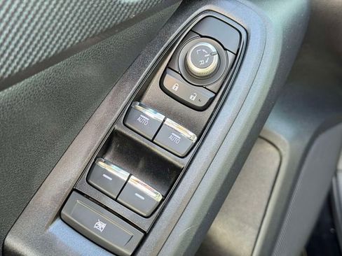 Used 2025 Subaru Crosstrek 2.5i Limited w/ Crosstrek Mirror Package image 23