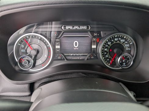 Used 2022 RAM 2500 Big Horn w/ Level C Equiment Group image 19