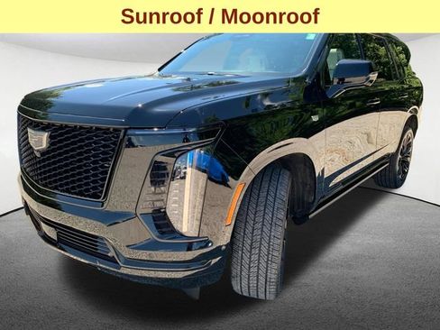 Used 2026 Cadillac Escalade Platinum Sport w/ LPO, ONYX Package AWD/4WD image 5