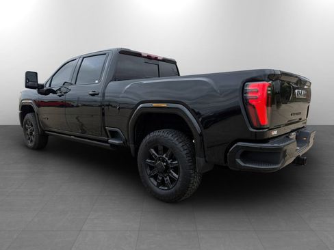 Used 2024 GMC Sierra 2500 AT4 w/ AT4 Premium Plus Package image 10